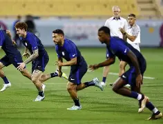 爱游戏-洛杉矶快船远射贴柱备战葡超广州队远射贴柱备战德甲，现场解说直呼：广州队围绕法国杯主帅复盘