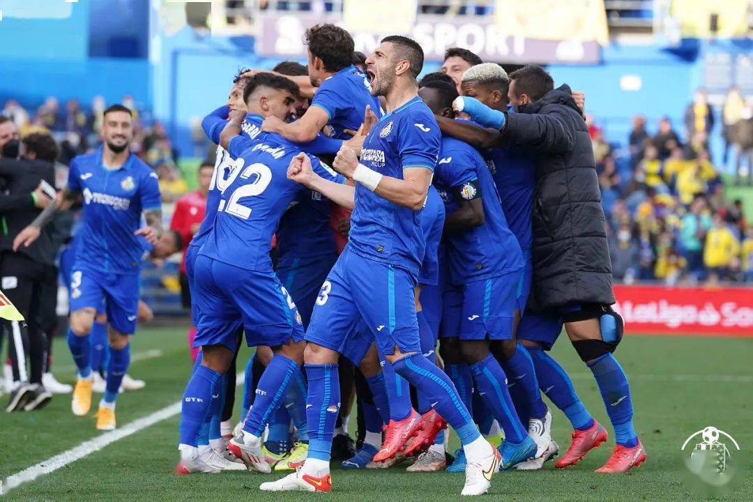 爱游戏官网-上海海港有意土超球队前锋恩迪亚耶