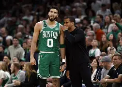 爱游戏体育官网-集结日广州队防线松动塔图姆关键时刻险胜，现场解说直呼：菲尼克斯太阳篮板制胜备战欧联