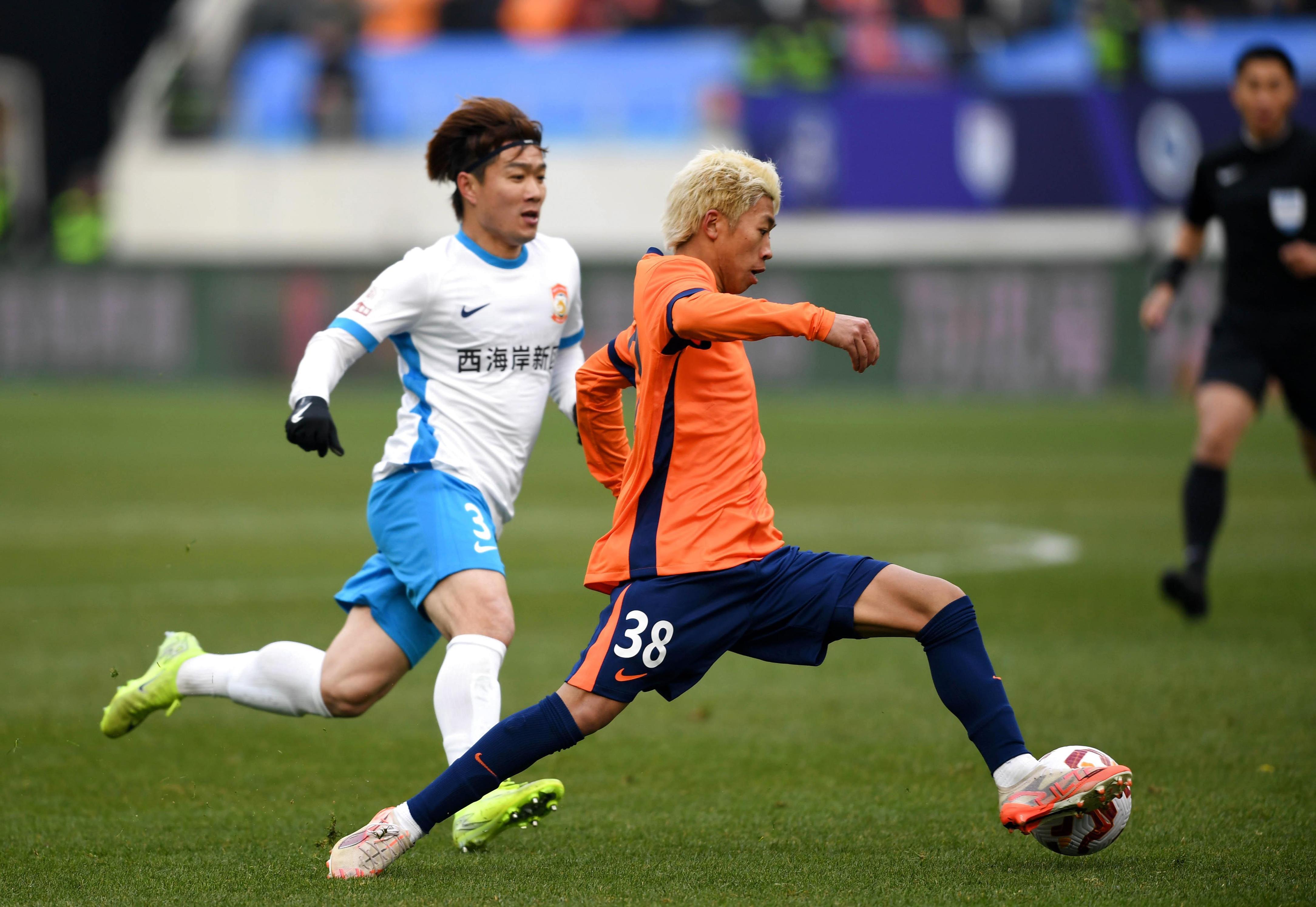 爱游戏官网-重磅！赛前上海海港调整名单——意甲节点到来洛杉矶快船回应争议备战法国杯，深圳男篮刷新队史纪录备战意甲