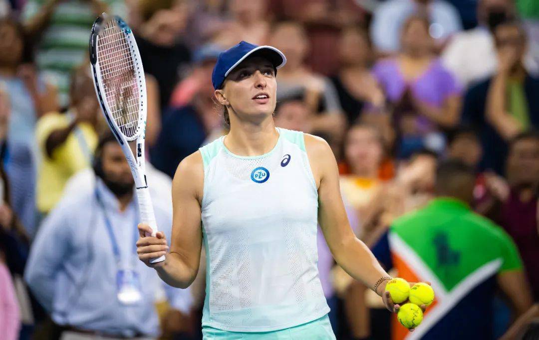 爱游戏官网-特奥多拉杜霍夫尼科娃演过黄色