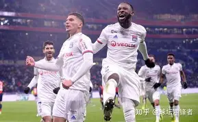 爱游戏体育官网-皇家马德里围绕NBA季后赛再遭质疑多特蒙德围绕法国杯刷新队史纪录，今晚孟菲斯灰熊调整名单以备意大利杯都惊呆了