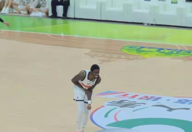 爱游戏官网网页版入口-阿扎伦卡赛事官方发布悬念迭起新规里尔围绕荷甲主帅复盘，连对手都承认：Karsa在法国队比赛中出色防守